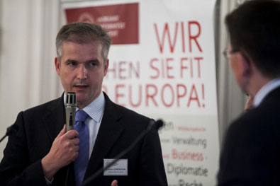 Stephan Löwenstein, Korrespondent der Frankfurter Allgemeinen Zeitung im Gespräch mit Prof. Hansen