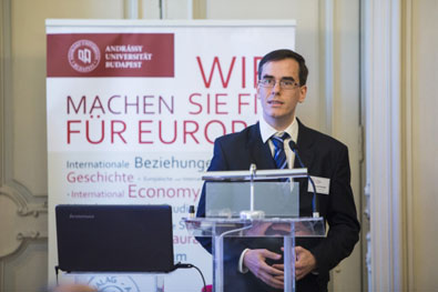 Dr. Tamás Hoffman (Corvinus Universität)