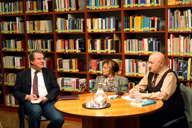 Während der Diskussion - v.l.n.r.: Prof. Kastner, Prof. Dr. Ágnes Heller, Philosophin (ELTE), Karl Pfeifer