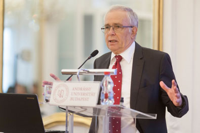 Prof. Dr. Hanns H. Seidler Die Rolle des Kanzlers im Hochschulwesen - Erfahrungen und Perspektiven aus Deutschland und Podiumsdiskussion, 24.04.2013