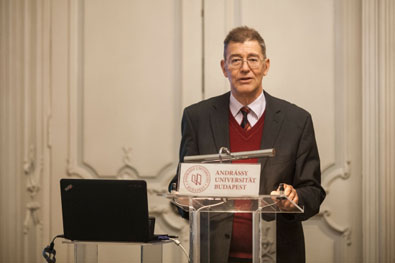 Prof. Dr. András Masát, Rektor der AUB