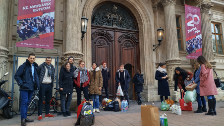 Spendenaktion mit der Ukrainischen Selbstverwaltung in Budapest