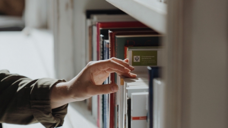 Benutzung der Österreich-Bibliothek im Sommersemester