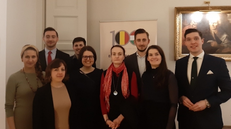 Minister Csák und AUB Alumni zu Besuch in der Residenz des Belgischen Botschafters