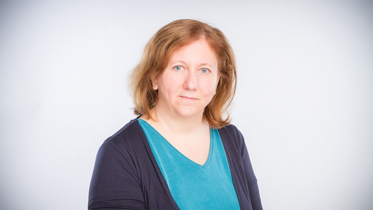  TERSZTYÁNSZKY  Katalin 
